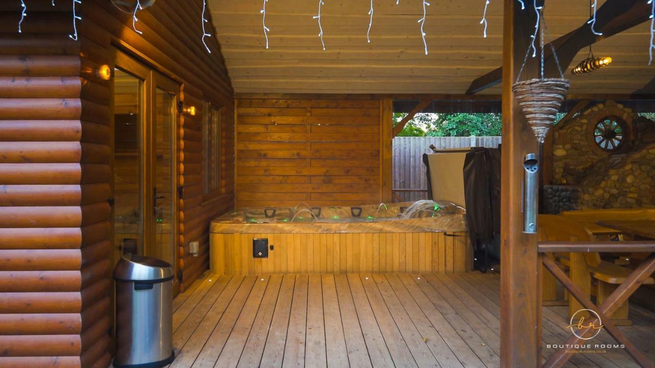 The Retreat Sauna & Hot Tub Boutique Rooms Great Paxton Zewnętrze zdjęcie