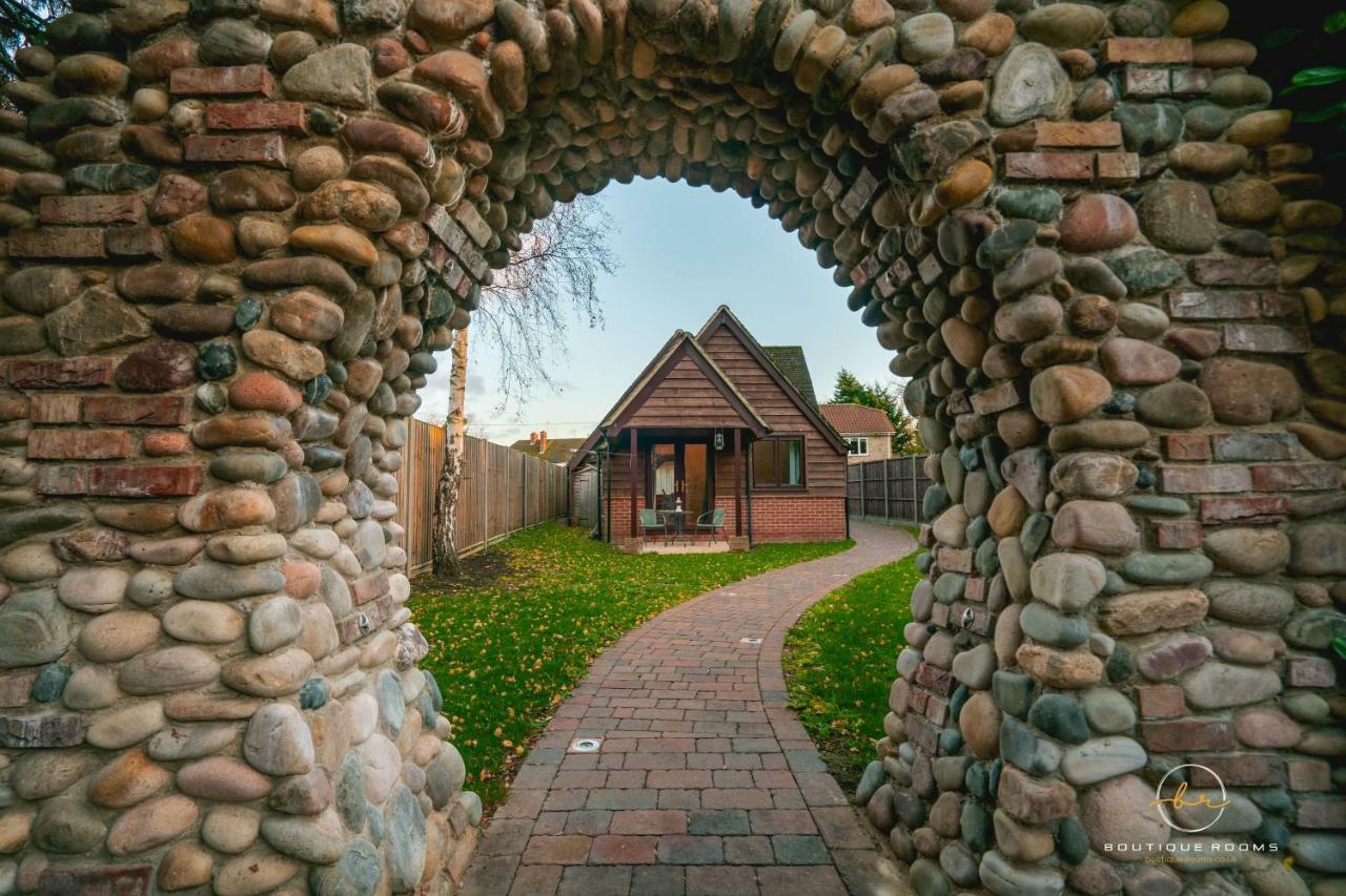The Retreat Sauna & Hot Tub Boutique Rooms Great Paxton Zewnętrze zdjęcie